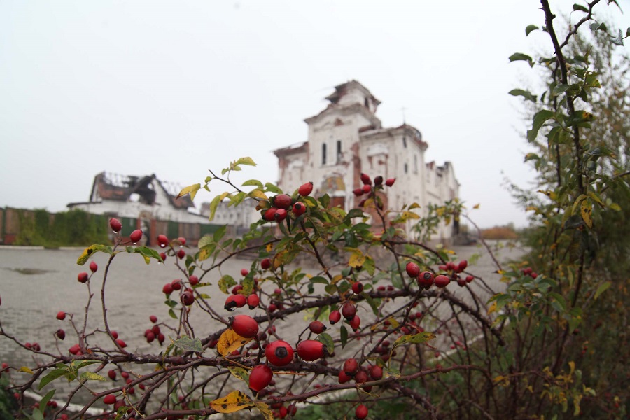 В Иверском монастыре провели субботник