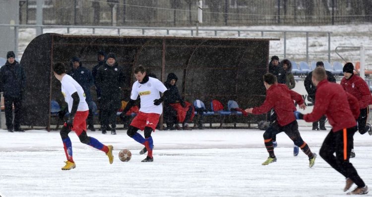 В республиканской Зимке футболисты «Гвардейца» обыграли «Шахтёр»