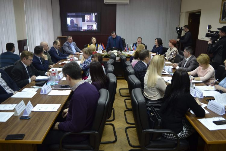 В Донецке обсудили вопросы инвестиционно-инновационного развития в условиях цифровизации экономики