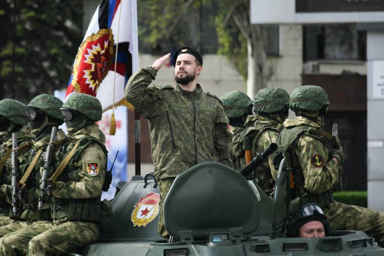 В Донецке прошла генеральная репетиция Парада Победы (фото)