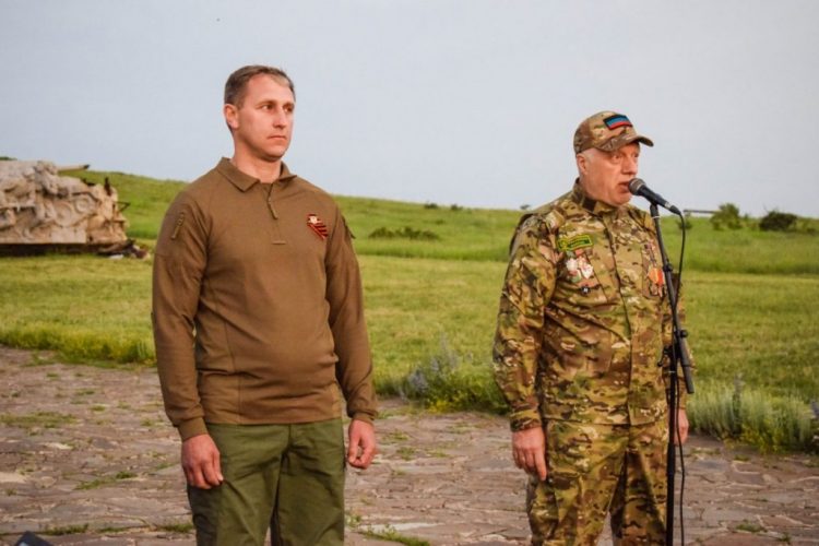 На Саур-Могиле состоялась акция, приуроченная ко Дню памяти и скорби