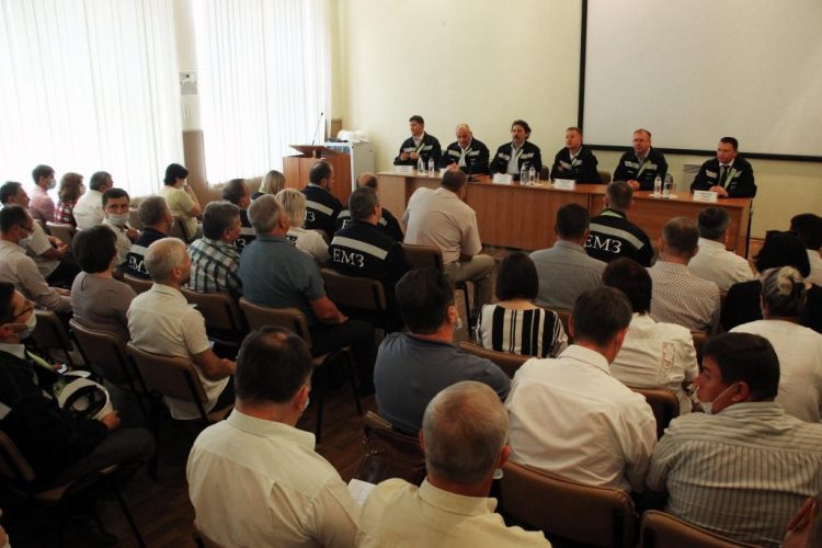 Новый инвестор ВТС посетил заводы в Енакиево и Макеевке