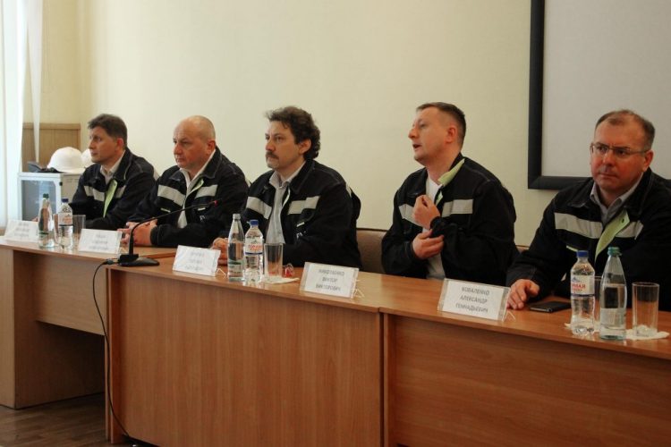 Новый инвестор ВТС посетил заводы в Енакиево и Макеевке