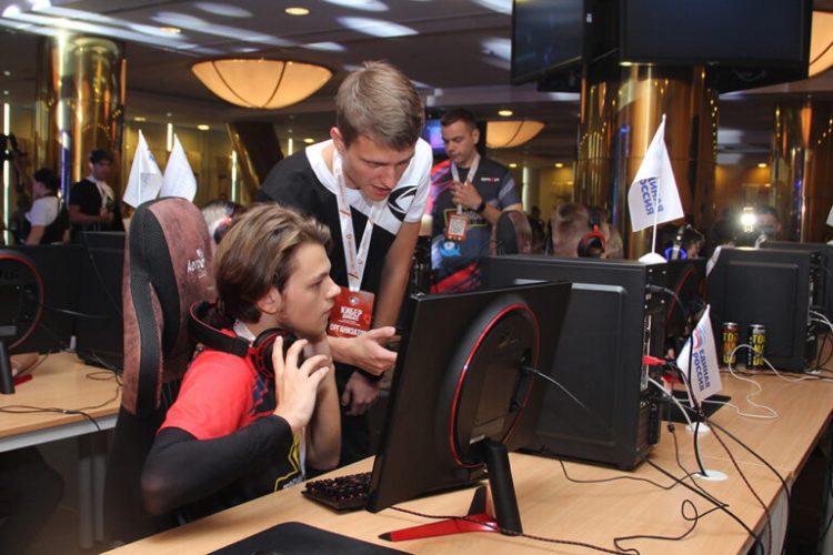 В Донецке определили победителей турнира «КиберДонбасс» (фото)