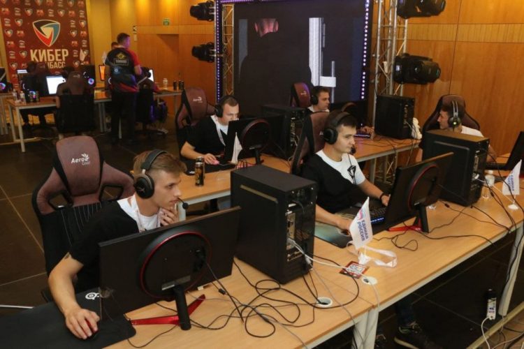 В Донецке определили победителей турнира «КиберДонбасс» (фото)
