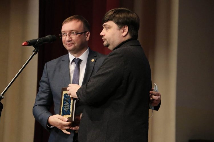 Состоялось торжественное открытие Международного фестиваля фантастики «Звёзды над Донбассом»