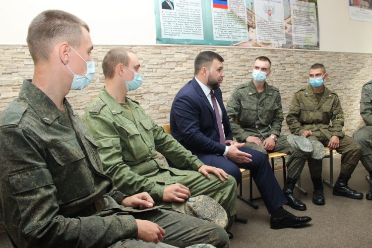 Денис Пушилин встретился с военнослужащими срочной службы первого призыва