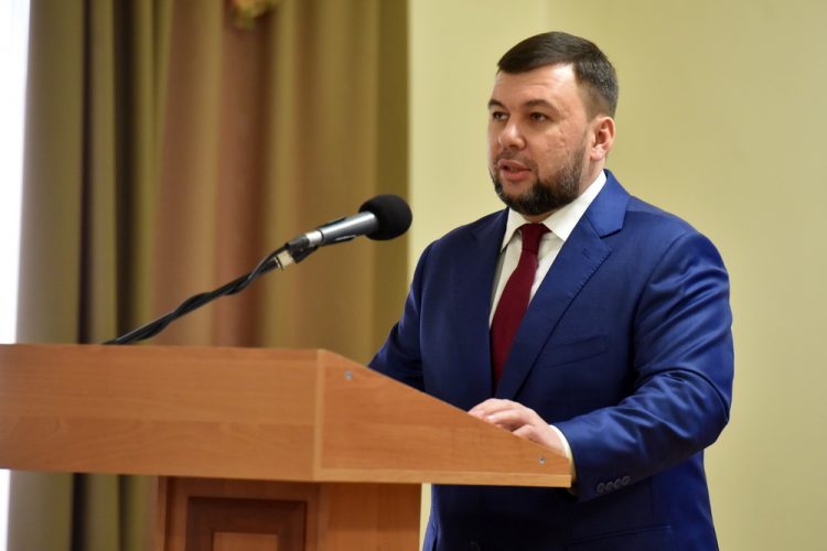 Денис Пушилин присвоил звание Заслуженного журналиста ДНР 15 военкорам (фото + видео)