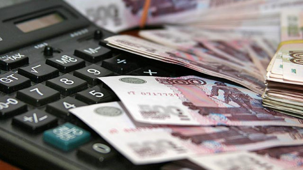 Родители школьников ДНР начали получать первые выплаты 10 тыс. рублей (видео)