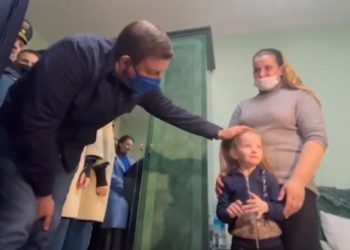 Эвакуированная девочка из Донбасса рассказала о том, как скучает по дому (видео)