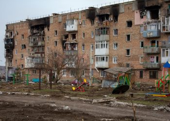 В ближайшее время в Волновахе приступят к восстановлению 133 объектов, в том числе многоквартирных домов