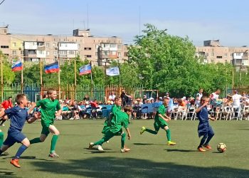 В Мариуполе прошел первый с момента освобождения города футбольный турнир
