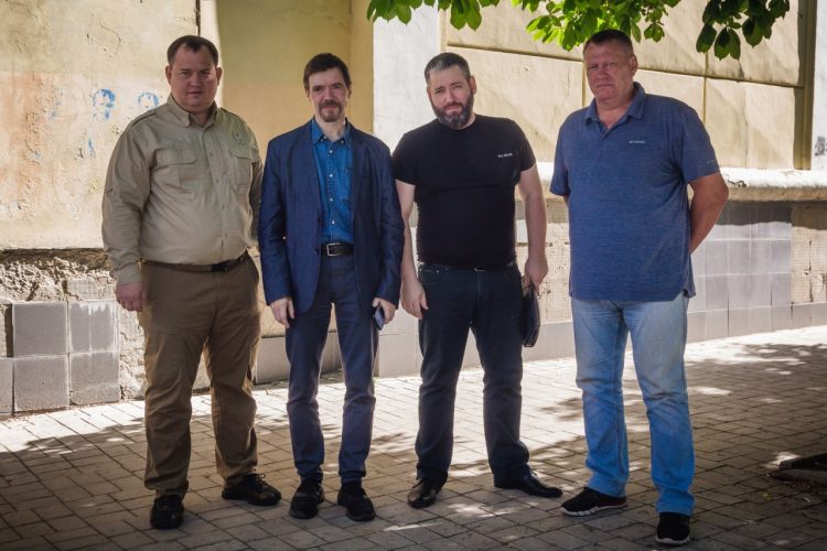 В ДНР передали 18 тонн замороженной курятины из Новосибирска