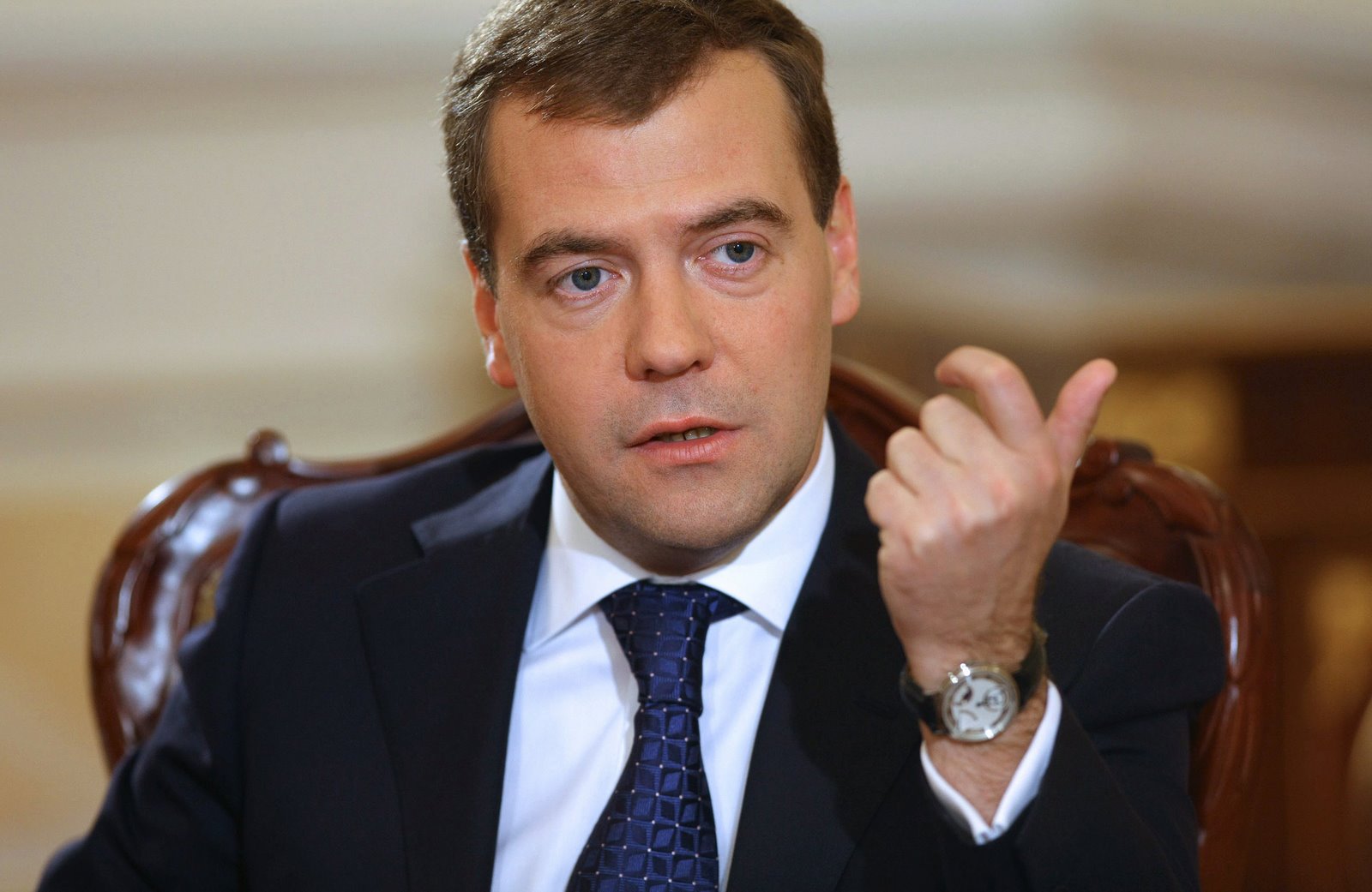 Медведев считает, что референдумы в Донбассе дадут старт мировой геополитической трансформации