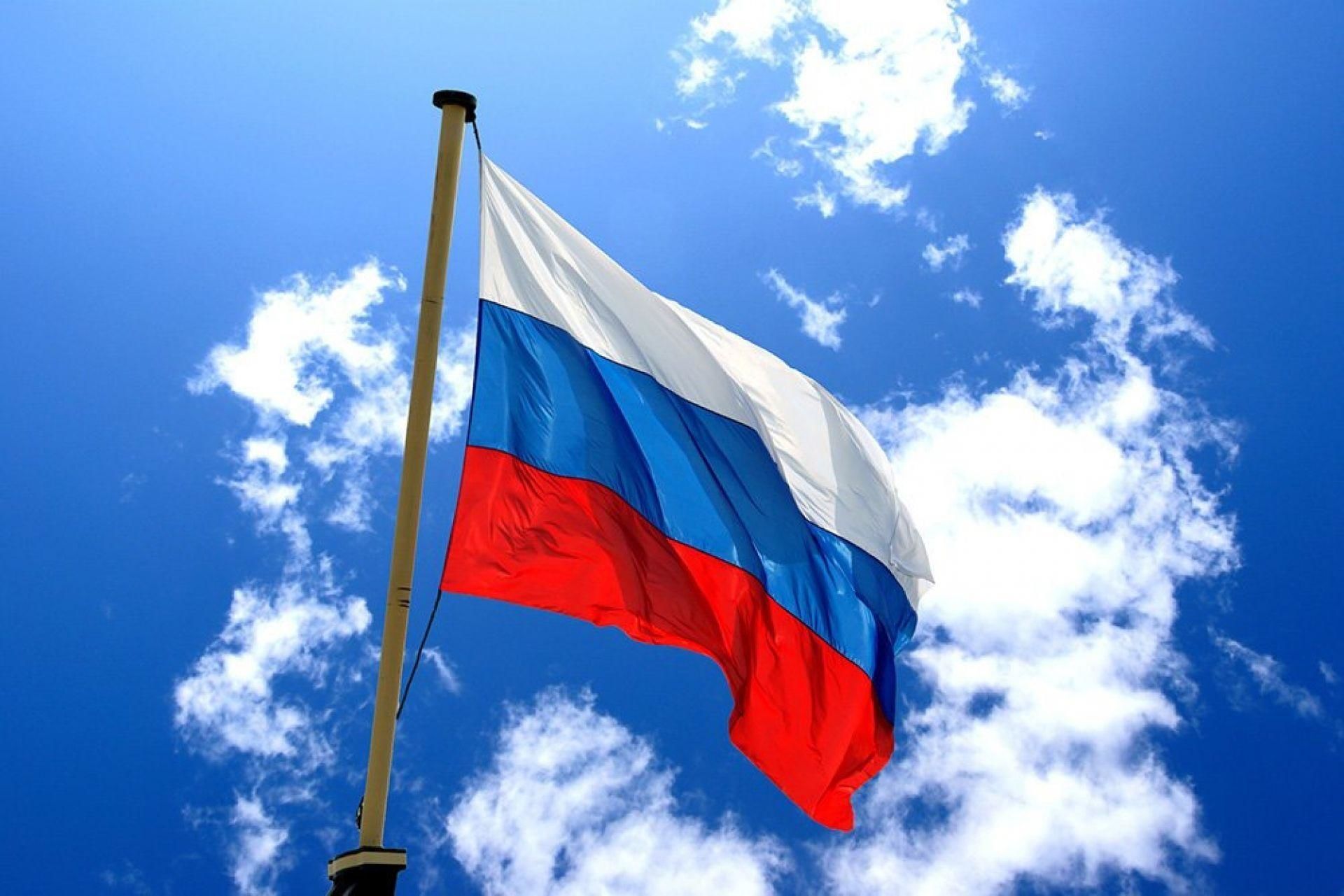 На избирательных участках в России подвели итоги голосования на референдуме о вхождении ДНР в состав России