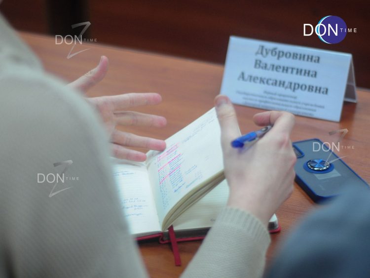 В ДНР будут готовить медиков, инженеров и специалистов космической отрасли в профильных школьных классах