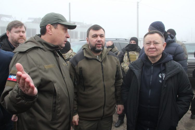 Десять семей в Волновахе получили ключи от новых квартир