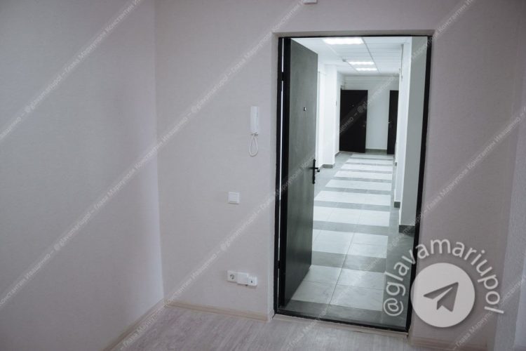 Первый дом в новом микрорайоне Мариуполя встретил новосёлов