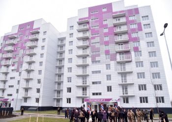 Большая стройка в Мариуполе не прекращается