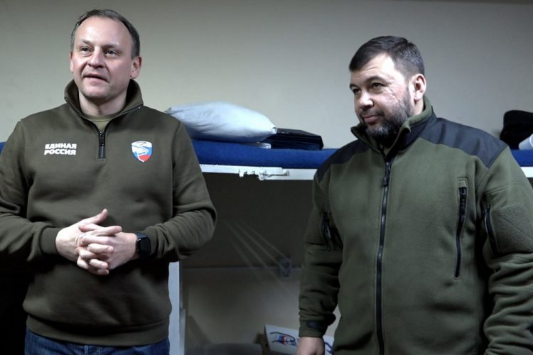 Денис Пушилин, Александр Сидякин и Артем Туров поздравили военкоров с профессиональным праздником