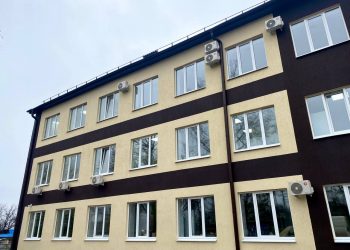 В Волновахе отремонтировали центральную больницу