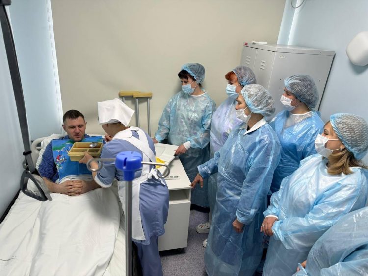 В Мариуполе будет работать медперсонал с особой подготовкой