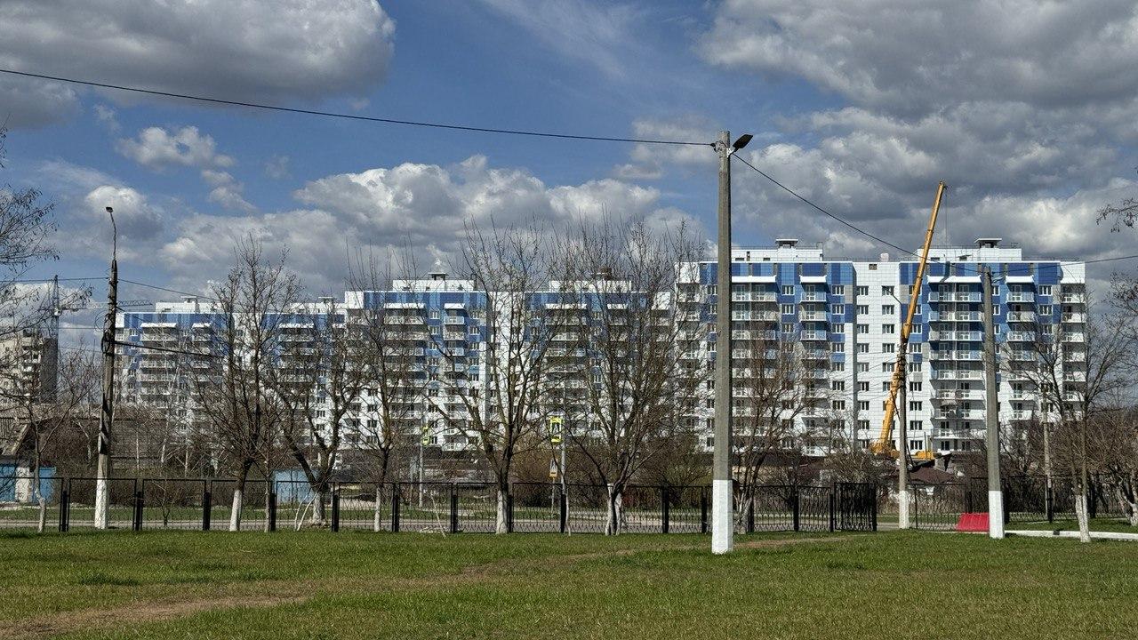 В Мариуполе завершено возведение трех новых многоквартирных домов в  микрорайоне «Восточный» | Все о ДНР