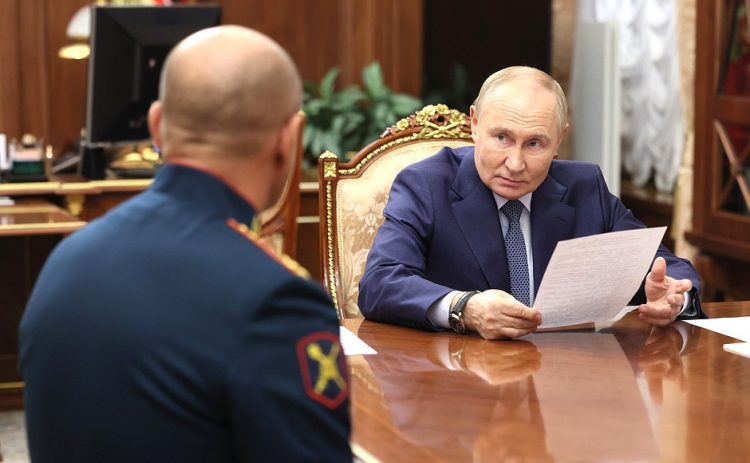 Владимир Путин назначил Артема Жогу своим полномочным представителем в Уральском федеральном округе