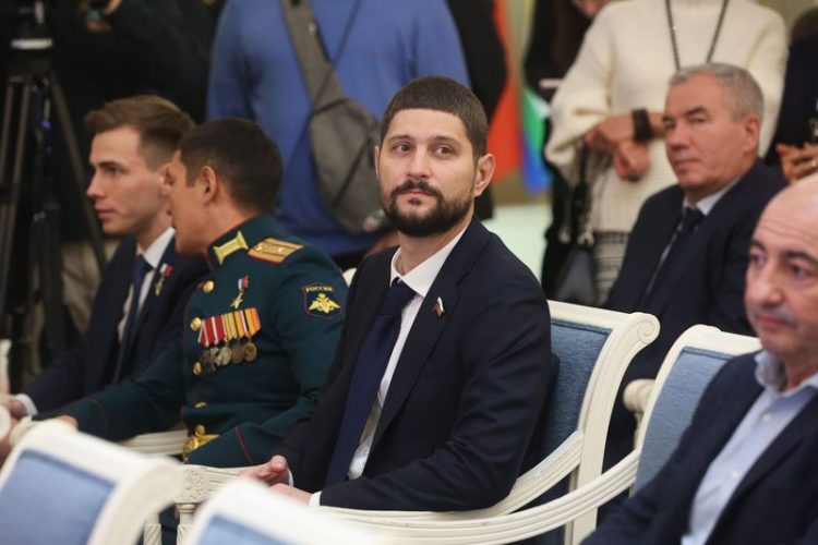 Дети-герои из ДНР получили награды за проявленное мужество в экстремальных ситуациях