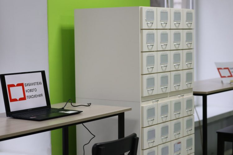 В Енакиево открылась пятая в ДНР модельная библиотека