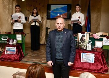 За 2024 год в ДНР открыли более 500 Парт Героя