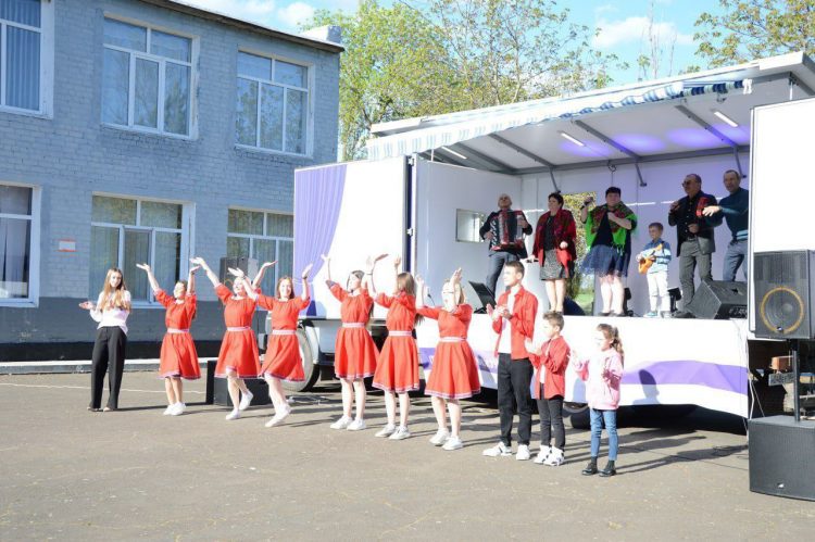 За два года более пяти тысяч зрителей посетили автоклубы в ДНР