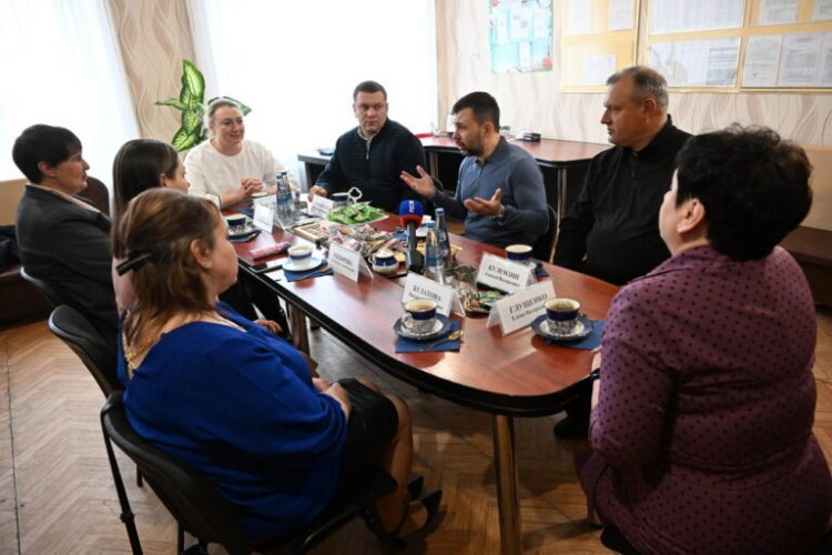 В рамках программы «Земский учитель» в ДНР приезжают работать педагоги из других регионов страны