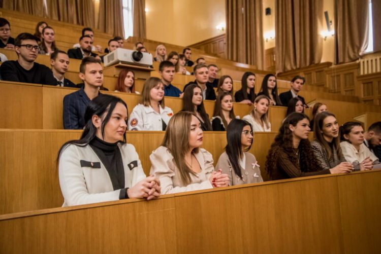 «На вас всегда можно рассчитывать»: Денис Пушилин встретился со студентами Донецкой Народной Республики