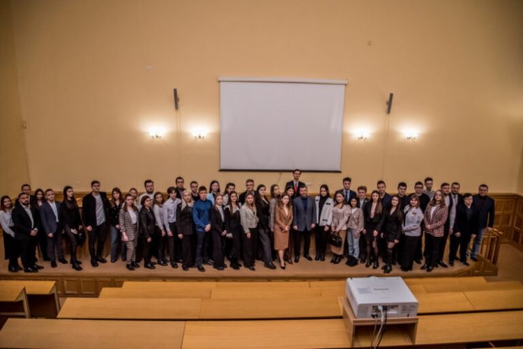 «На вас всегда можно рассчитывать»: Денис Пушилин встретился со студентами Донецкой Народной Республики