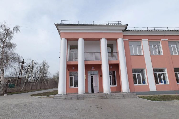 Полпред Президента РФ по ДФО проверил ход восстановления ряда городов ДНР