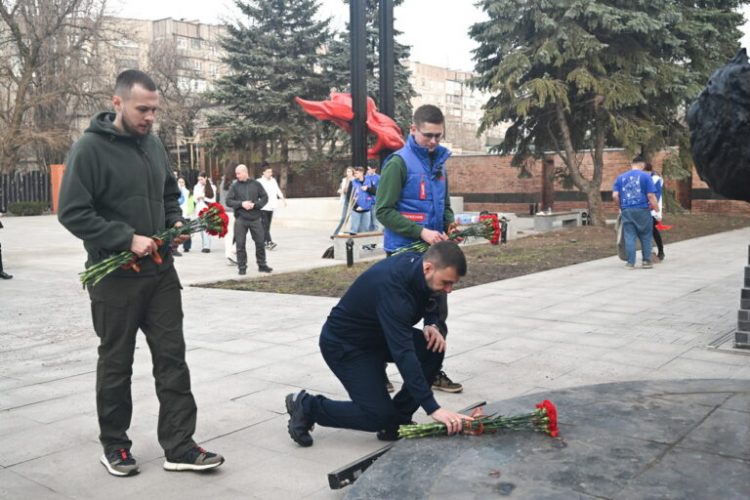 По итогам общереспубликанского субботника жители ДНР убрали более шести тысяч кубов мусора