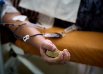 Росгвардейцы в ДНР сдали более 30 литров крови