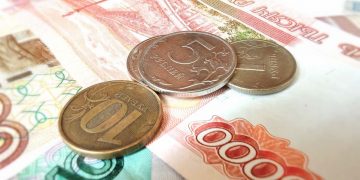 деньги, социальные выплаты и пособия