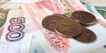 деньги, социальные выплаты и пособия