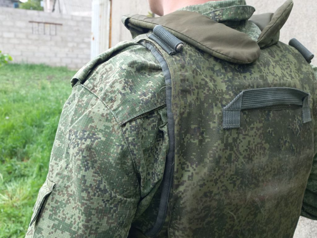 военнослужащий в форме