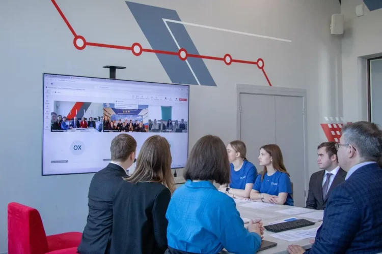 Донецкий вуз принял участие в телемосте о мерах господдержки технологического суверенитета транспортной отрасли