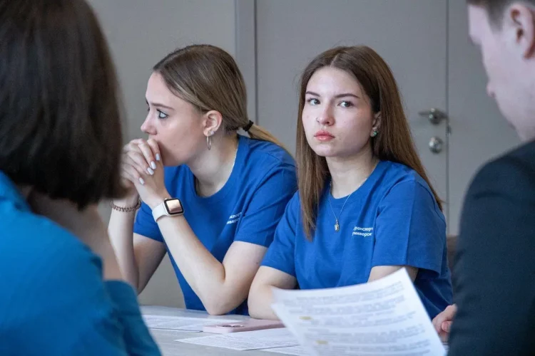 Донецкий вуз принял участие в телемосте о мерах господдержки технологического суверенитета транспортной отрасли