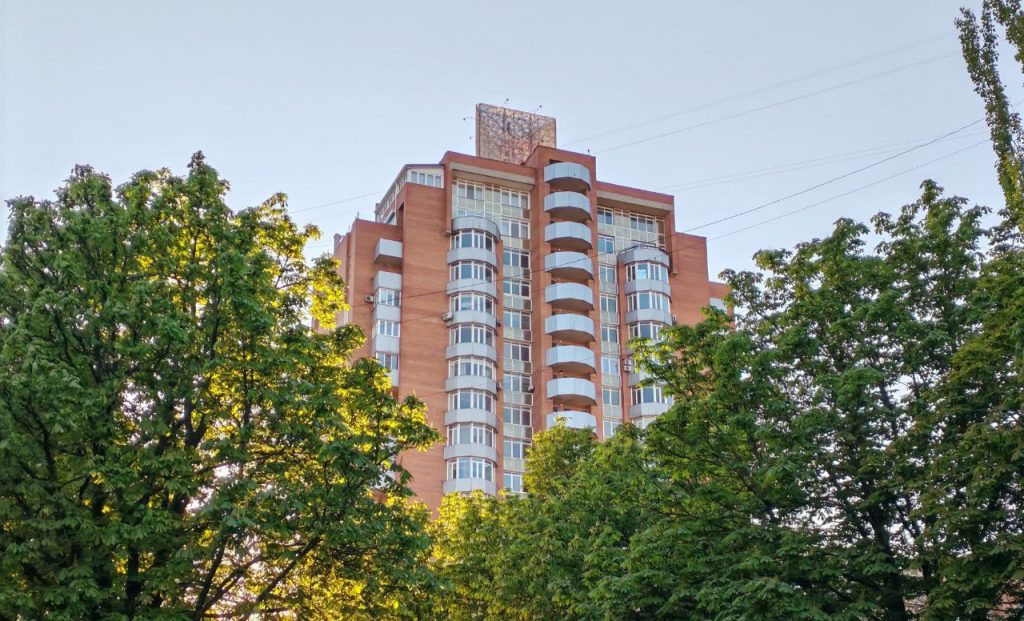 многоквартирный дом в Донецке, многоэтажка ДНР