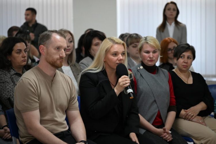 Глава ДНР провел общереспубликанское родительское собрание