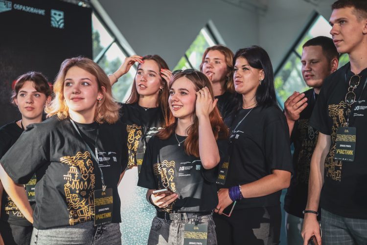 В ДНР впервые откроется очная площадка конкурса «Росмолодежь.Гранты»