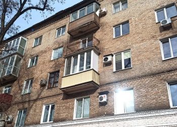 многоквартирный дом в Донецке, сталинка