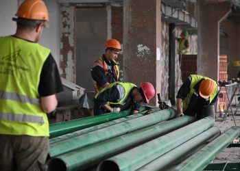 Строительство крупного Молодежного центра в Донецке завершат в декабре