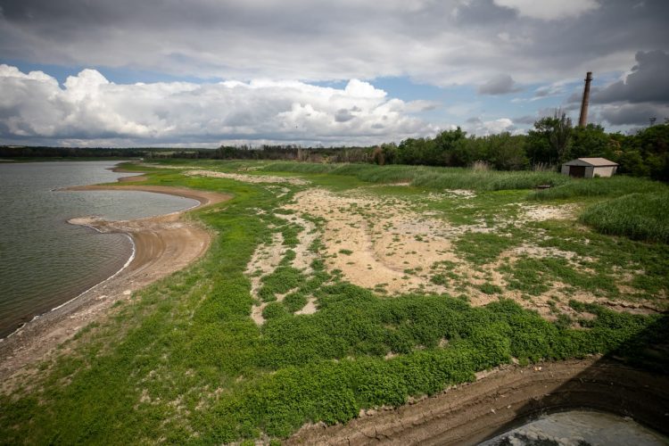 В Мариуполе продолжается строительство нового водовода между Старокрымским и Павлопольским водохранилищами