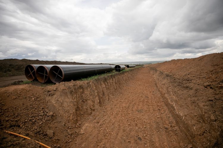 В Мариуполе продолжается строительство нового водовода между Старокрымским и Павлопольским водохранилищами